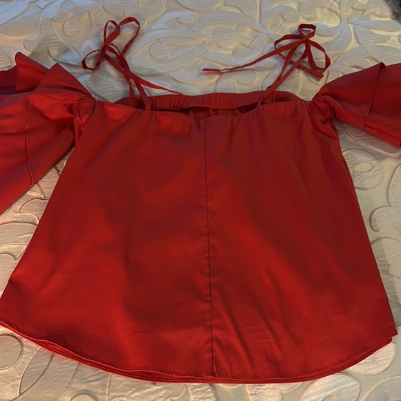 Top - Picture 4 of 4